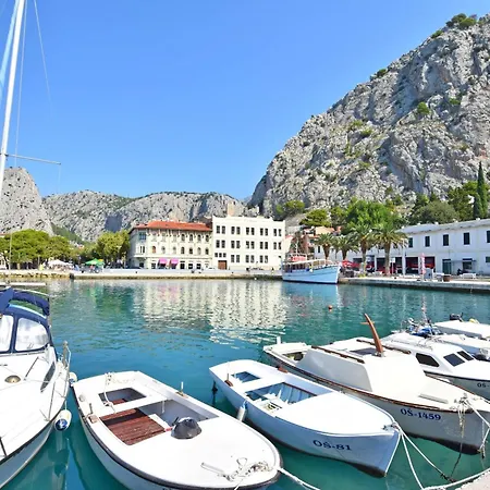 Apartment Antonela *